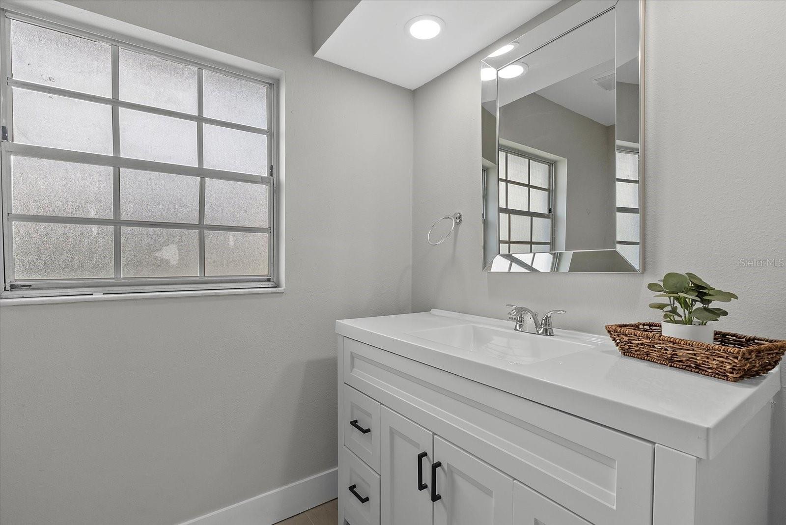 ORANGE GROVE PARK - Residential Lease