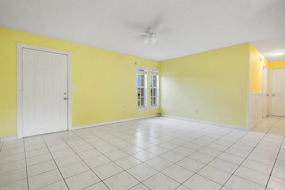 7609 WINTER SHADE DRIVE