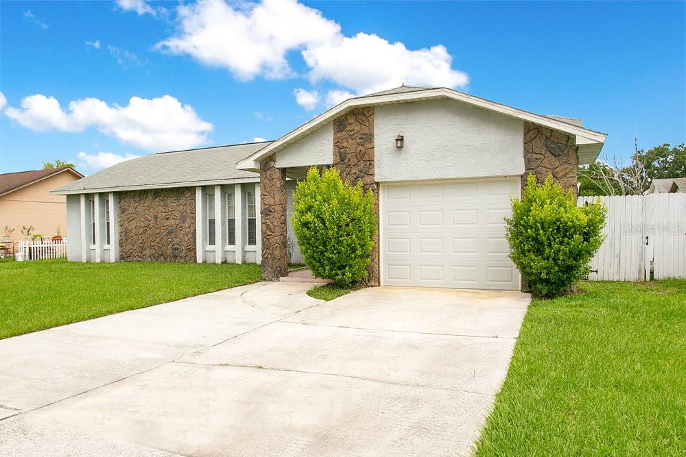 7609 WINTER SHADE DRIVE