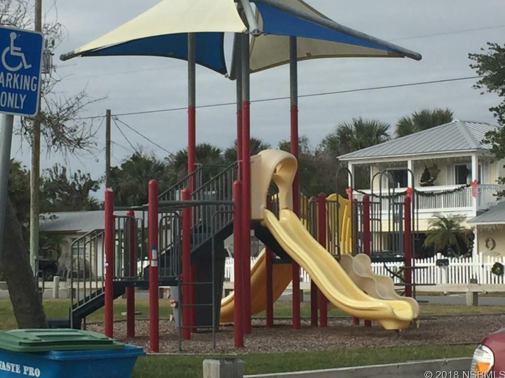 Windfall Manor Condo - Residential