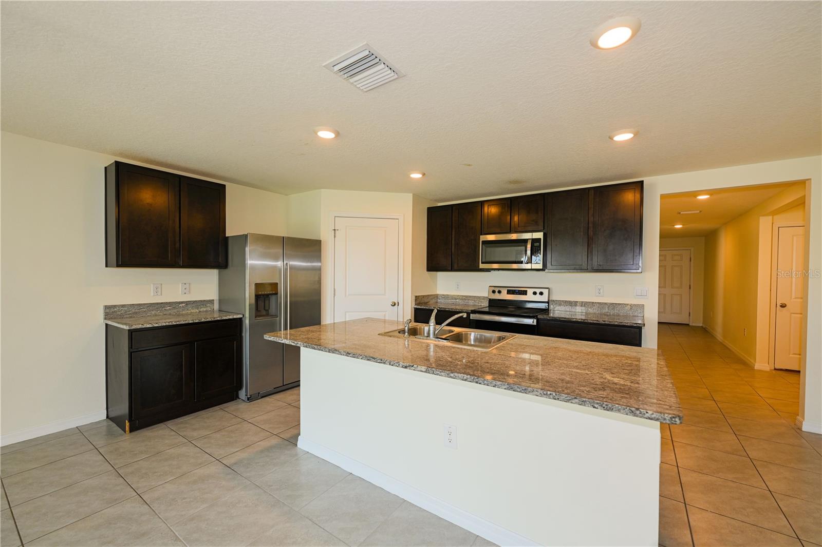 CREEK PRESERVE - Residential Lease
