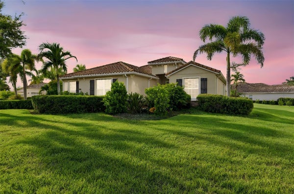 17111 2ND AVE E, BRADENTON, FL 34212 - Image 1be134a0dade3dfd84bb5fbf3e5c6c92/2372123810