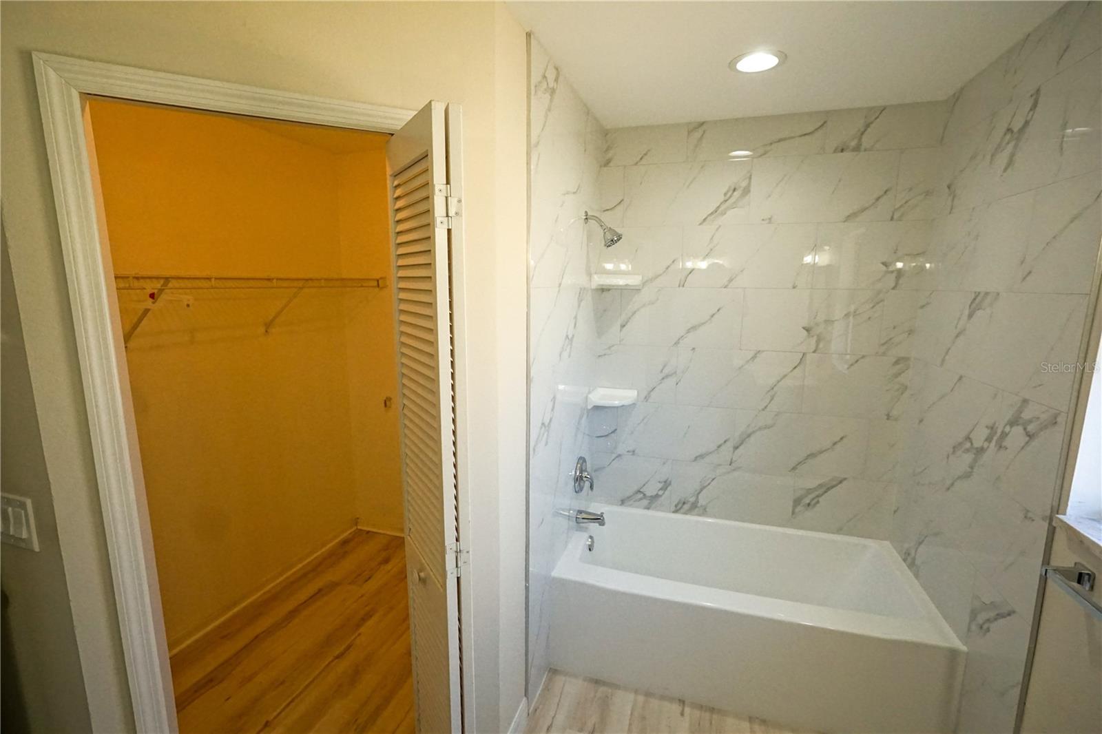 ARBOR RIDGE NORTH UNIT 3 - Residential