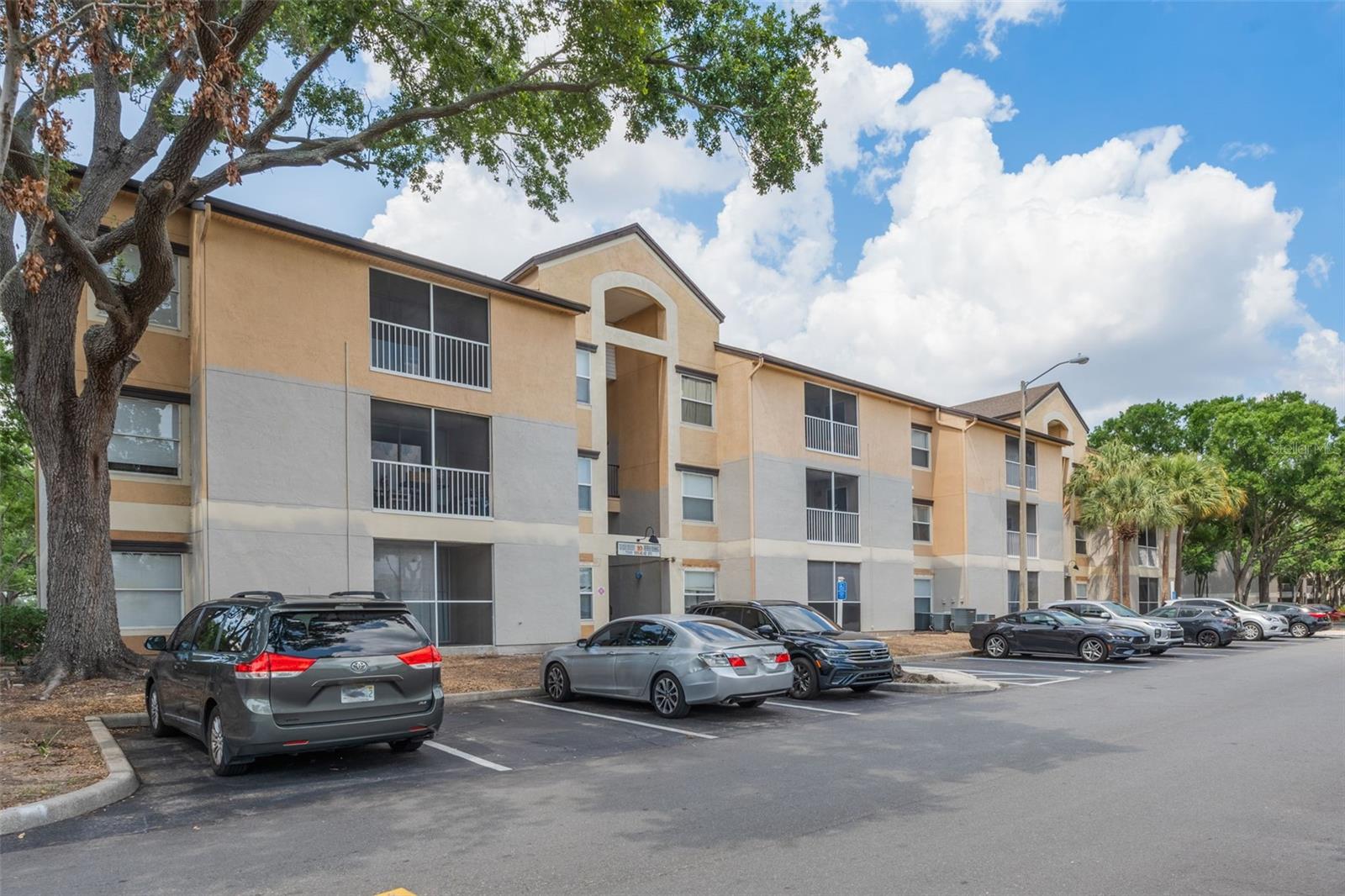 7511 SEURAT STREET 10207