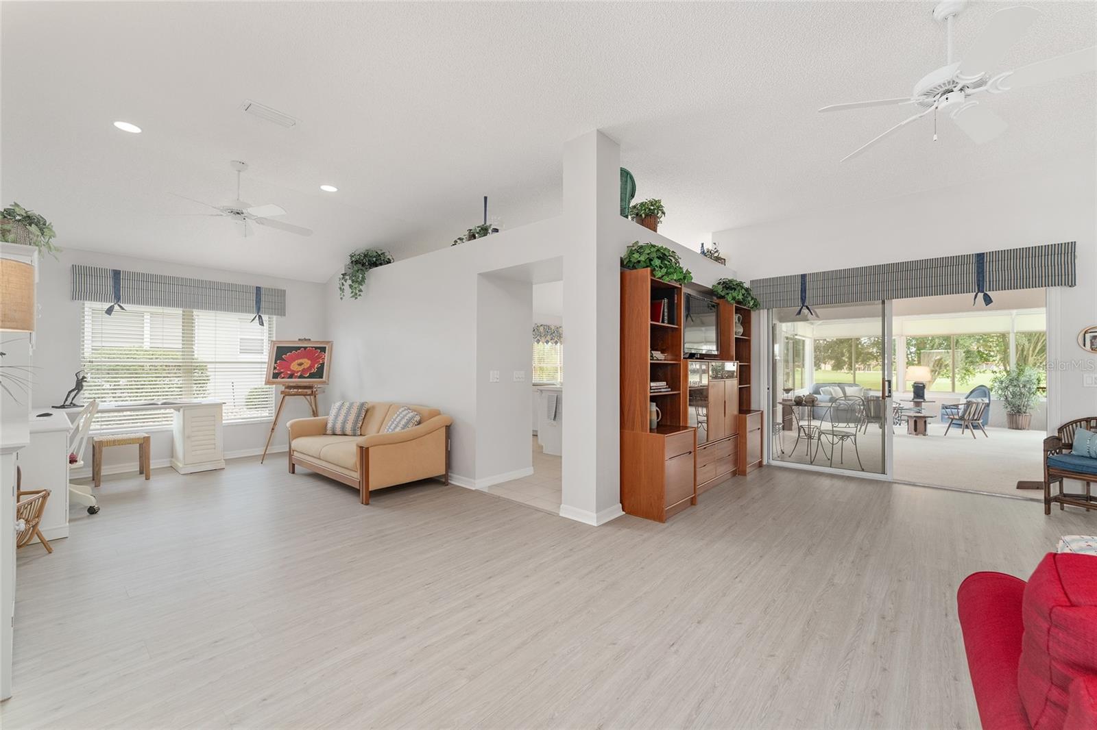 1952 PALO ALTO AVENUE