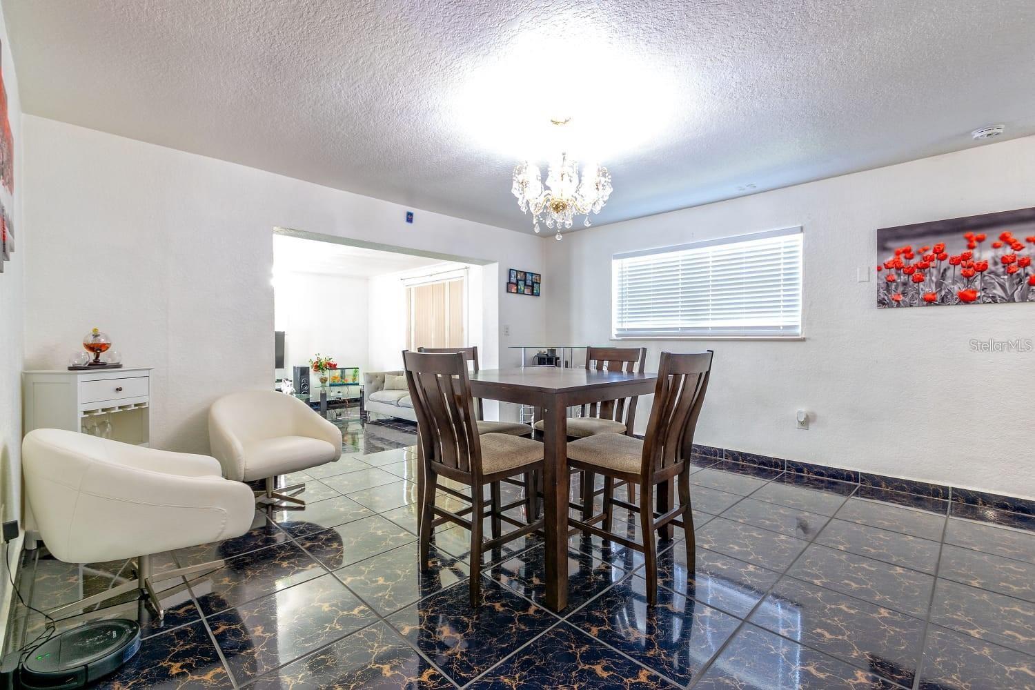 ENGELWOOD PARK - Residential