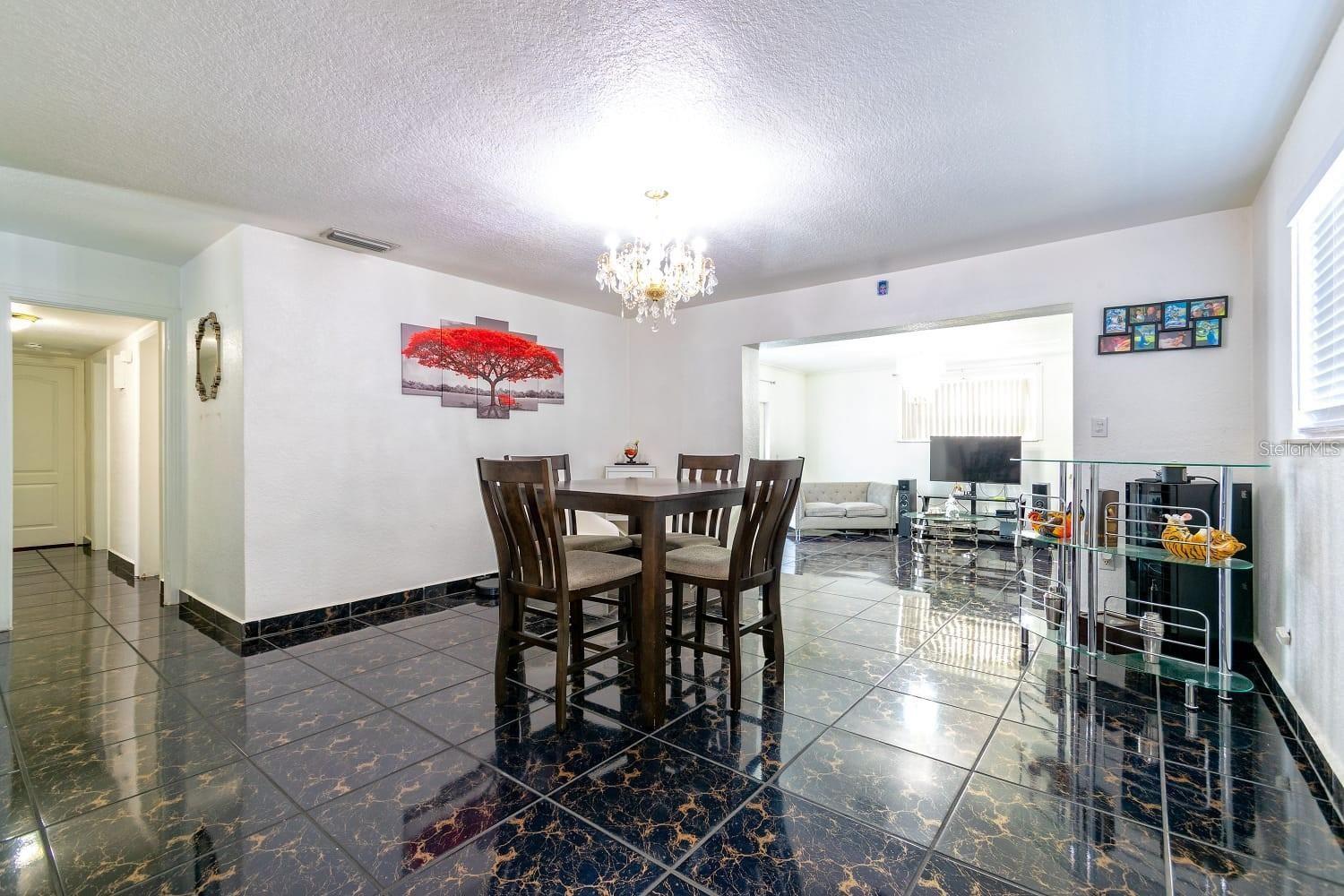 ENGELWOOD PARK - Residential