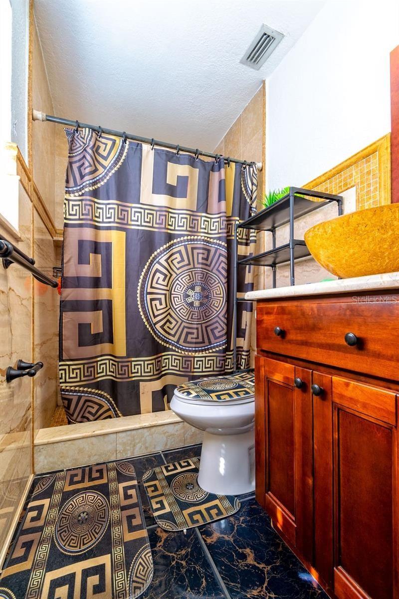 ENGELWOOD PARK - Residential