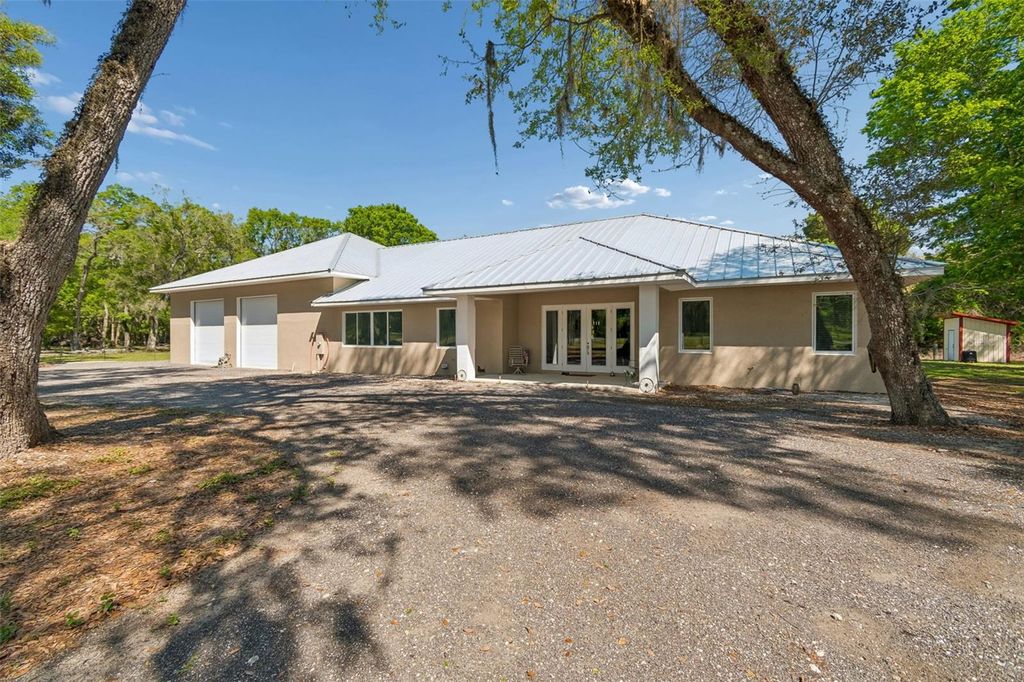 Photo of 4300 Cr 673, Bushnell, FL 33513 (MLS # TB8491648)