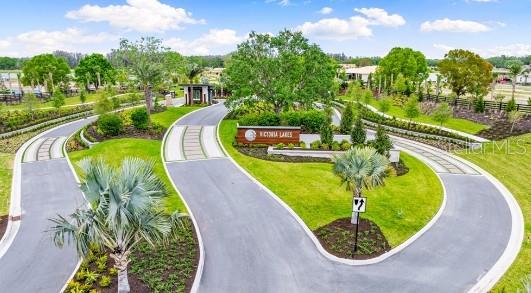 VICTORIA LAKES - Residential