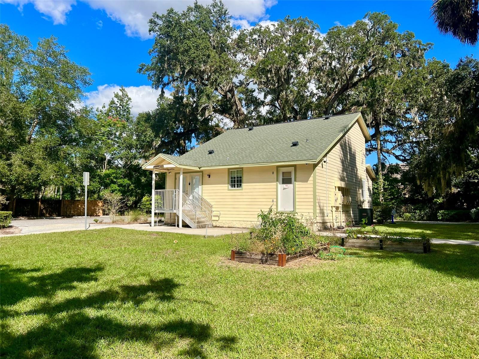 ACREAGE & UNREC - Commercial Sale