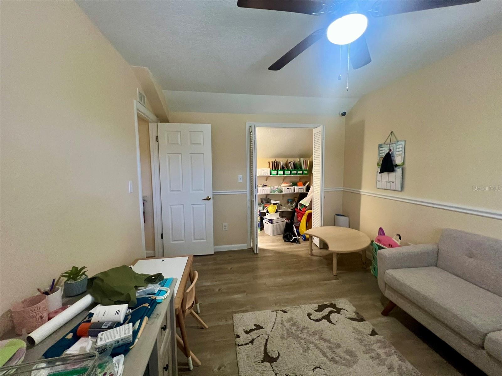 ACREAGE & UNREC - Commercial Sale