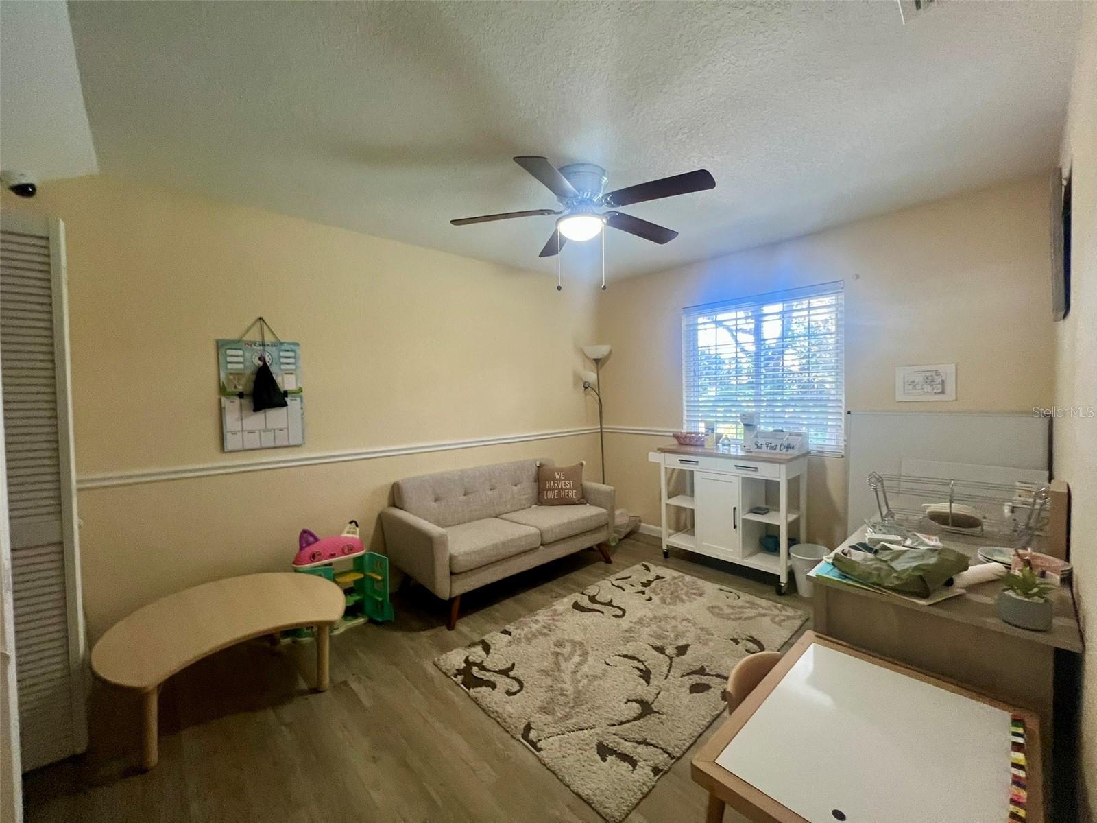 ACREAGE & UNREC - Commercial Sale