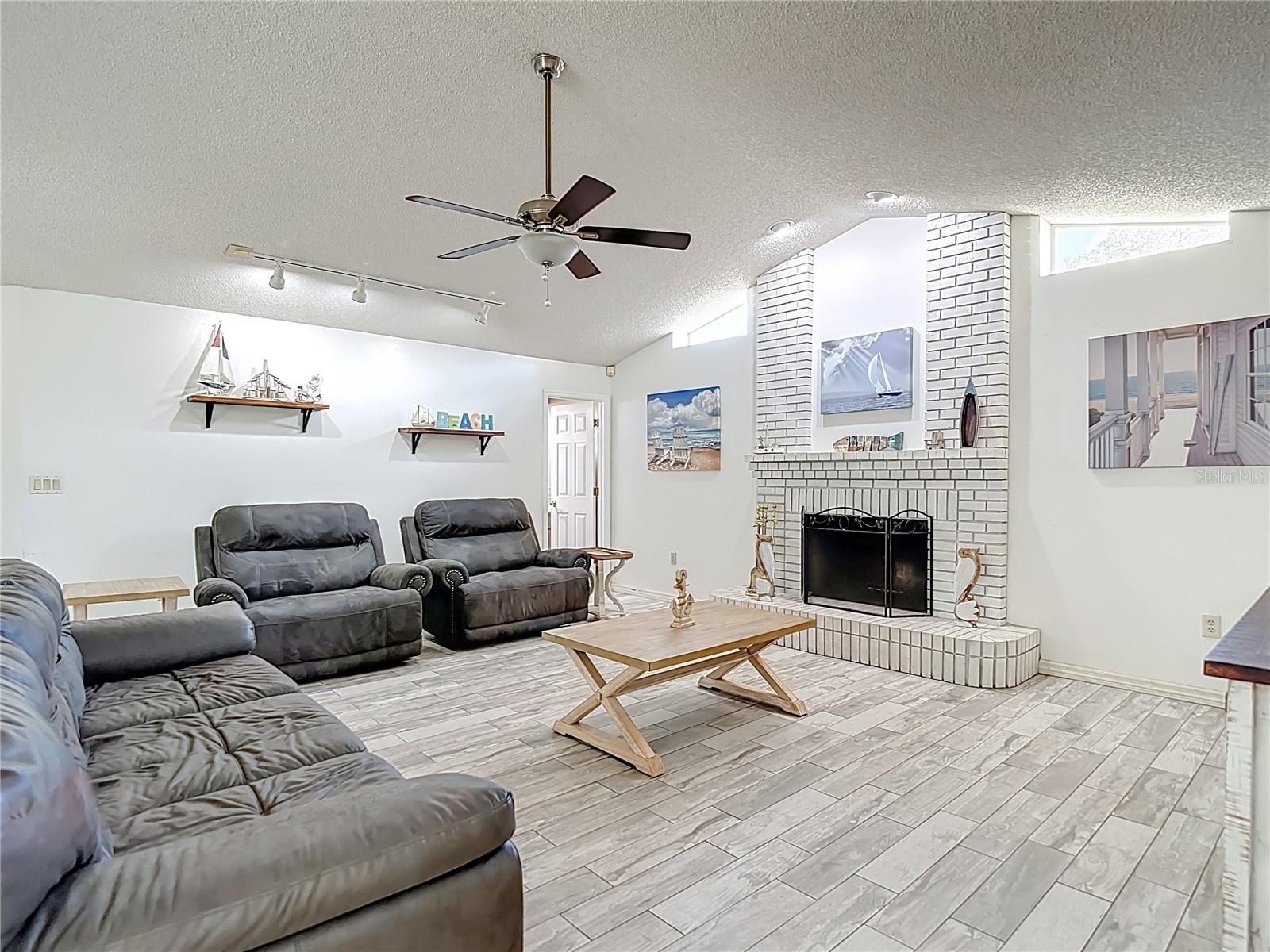 BUCKINGHAM - Residential