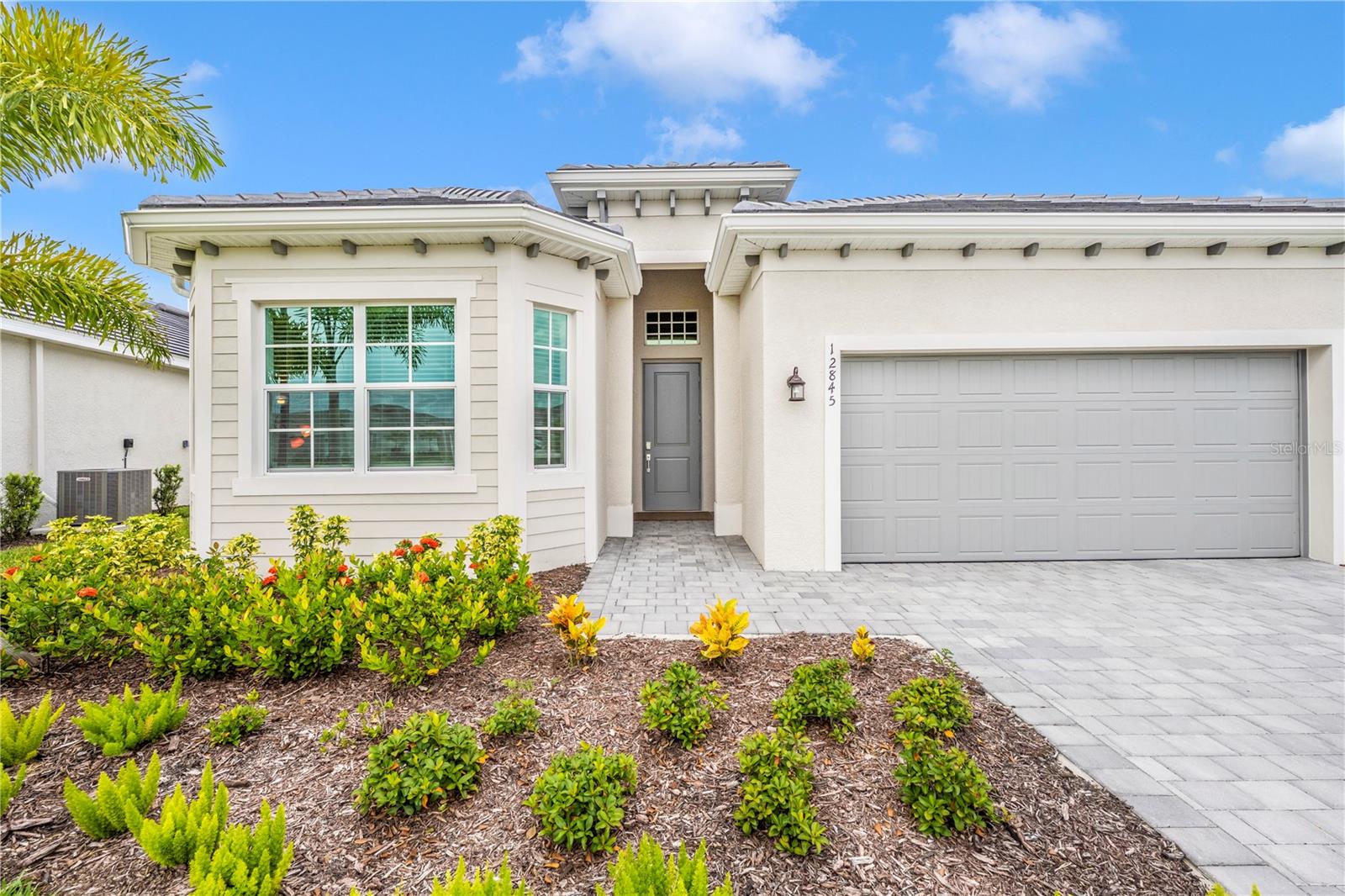 WELLEN PARK GOLF & COUNTRY CLUB - Residential Lease