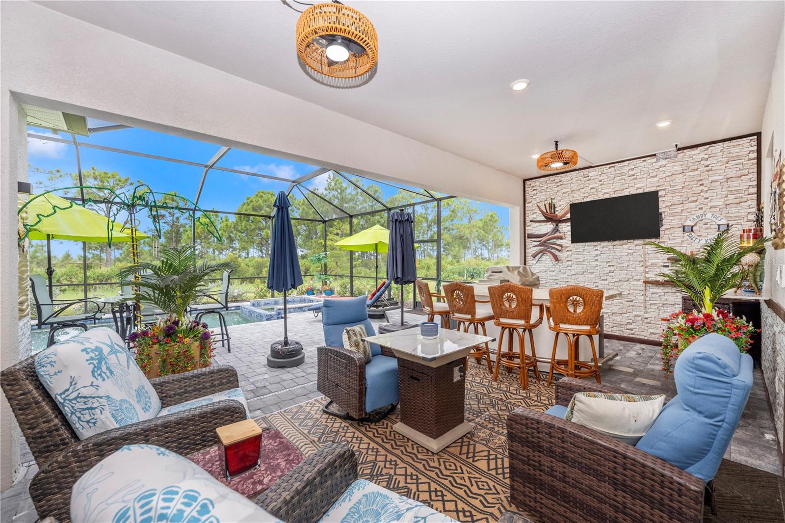 WELLEN PARK GOLF & COUNTRY CLUB - Residential Lease
