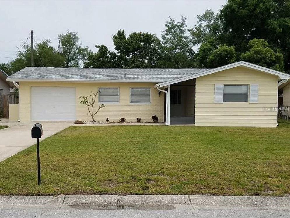 Remodeled Block Seminole Home looking for a new resident to call this property their new home. Roof replaced in 2024. Completely fenced in & pet friendly. Brand new French Doors will be installed. Enclosed Porch could be used as a 4th bedroom and/or office.
A resident benefits package includes tenant contents insurance, HVAC filter replacement delivery and automatic enrollment in a credit reporting program to have timely rent payments count towards building your credit score.
AVOID SCAMS - Do Not Wire Funds. We only accept certified funds delivered in person to our office in Seminole. Applicants will receive contact with a branded email.