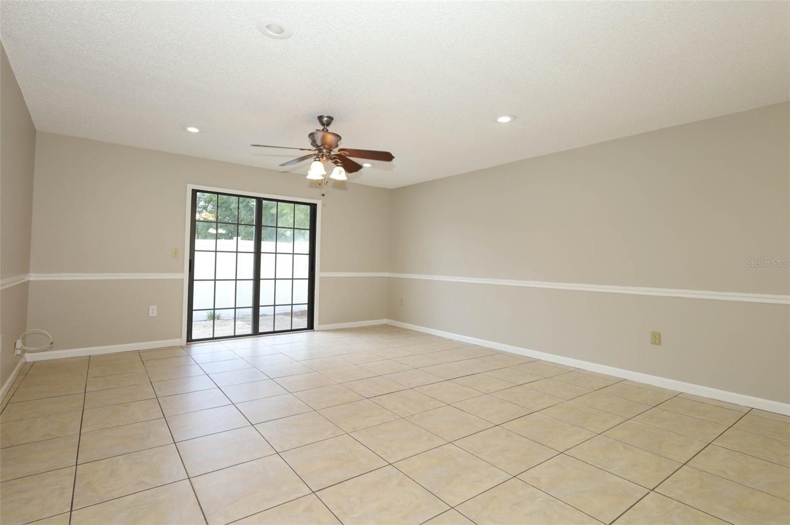 VILLAS/LK MARY - Residential Lease