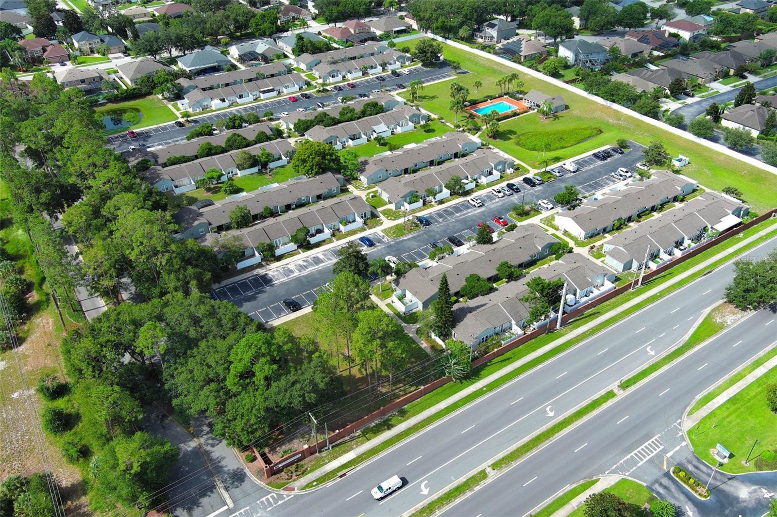 VILLAS/LK MARY - Residential Lease