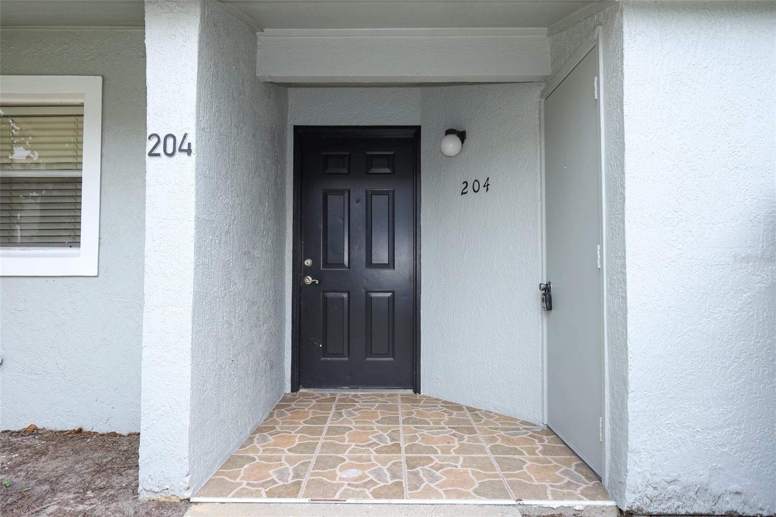 VILLAS/LK MARY - Residential Lease