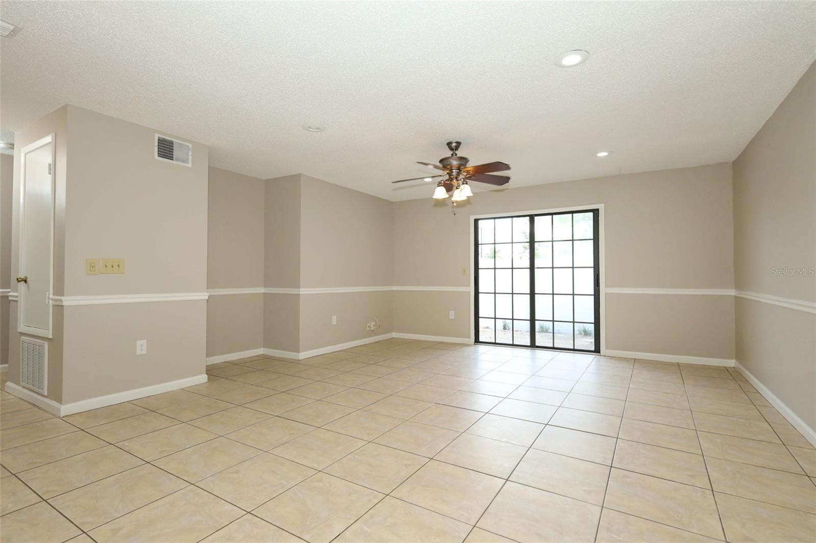 VILLAS/LK MARY - Residential Lease