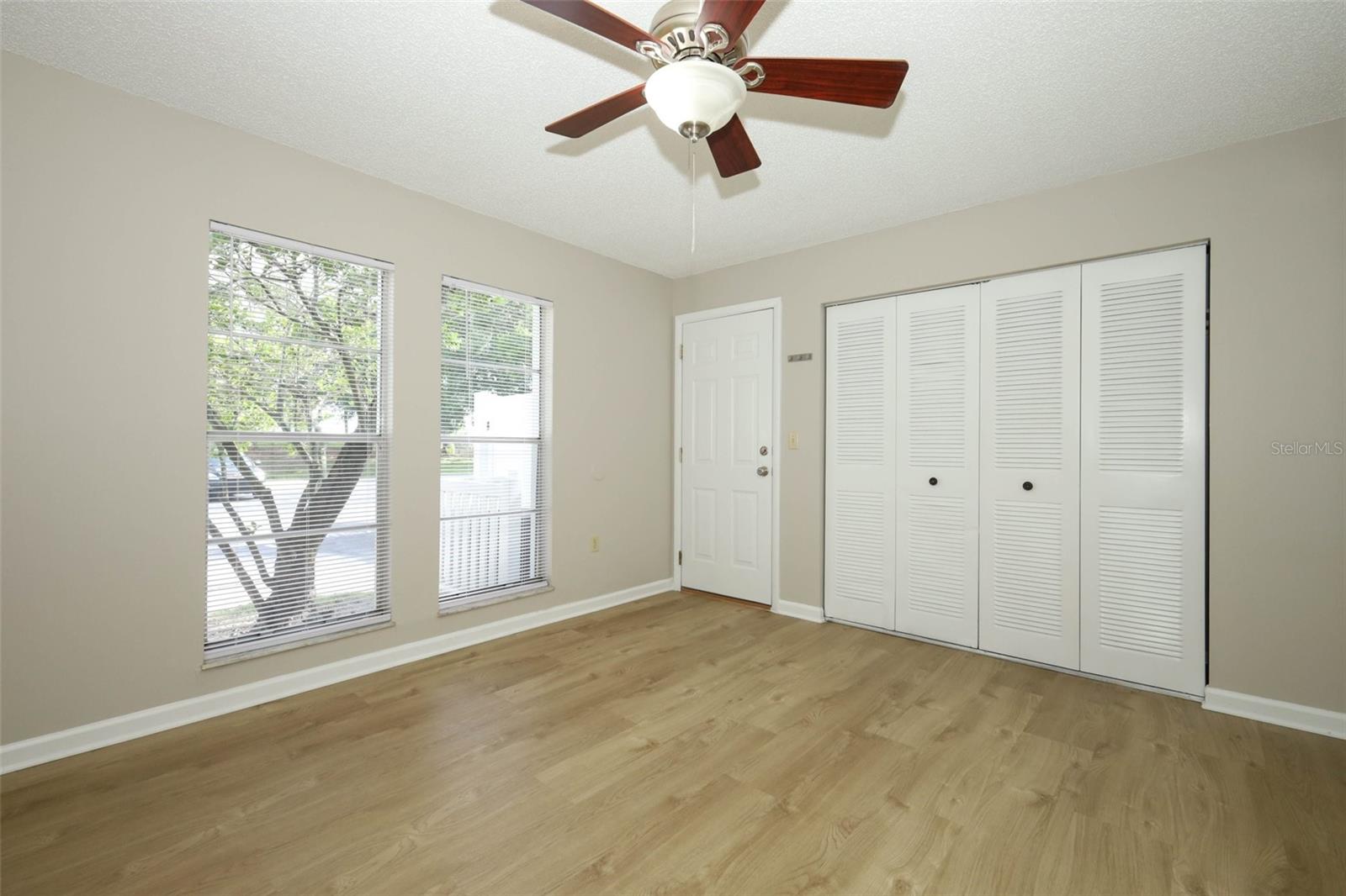 VILLAS/LK MARY - Residential Lease