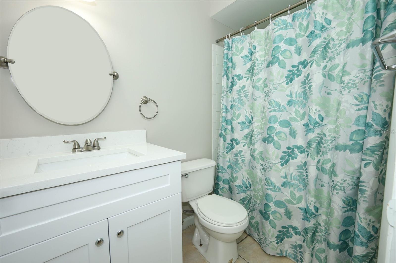 VILLAS/LK MARY - Residential Lease