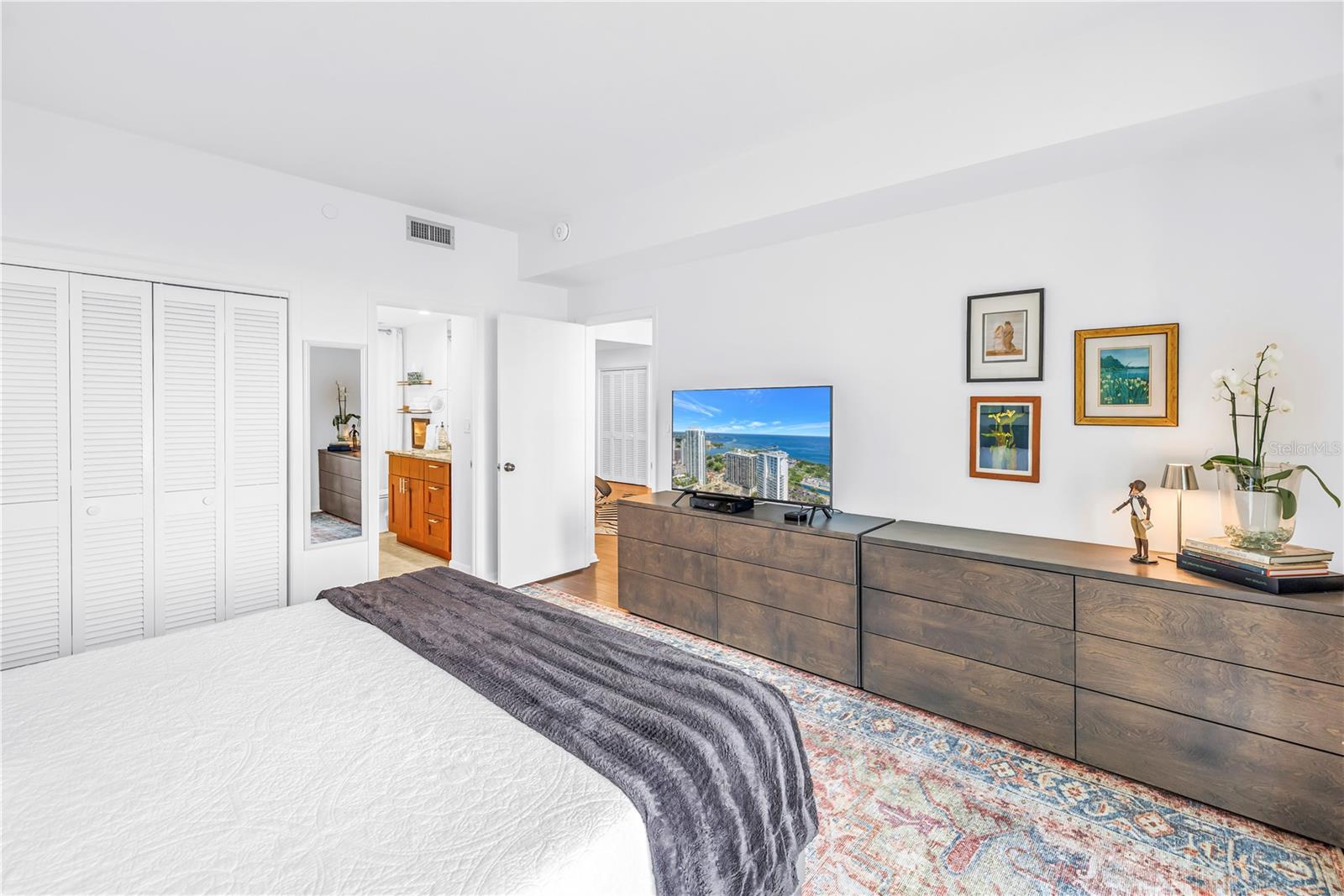 BAYFRONT TOWER CONDO - Residential