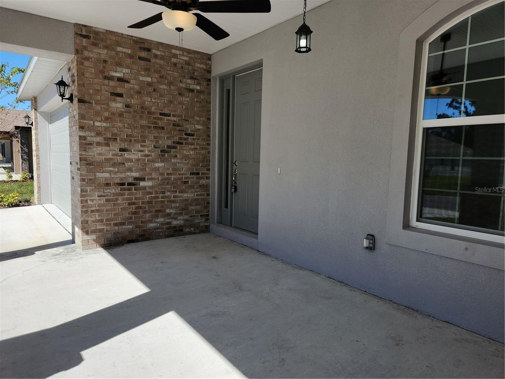 Photo of 422 Shannon Estates Court, Plant City, FL 33563 (MLS # TB8338398)