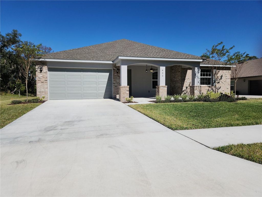 Photo of 422 Shannon Estates Court, Plant City, FL 33563 (MLS # TB8338398)