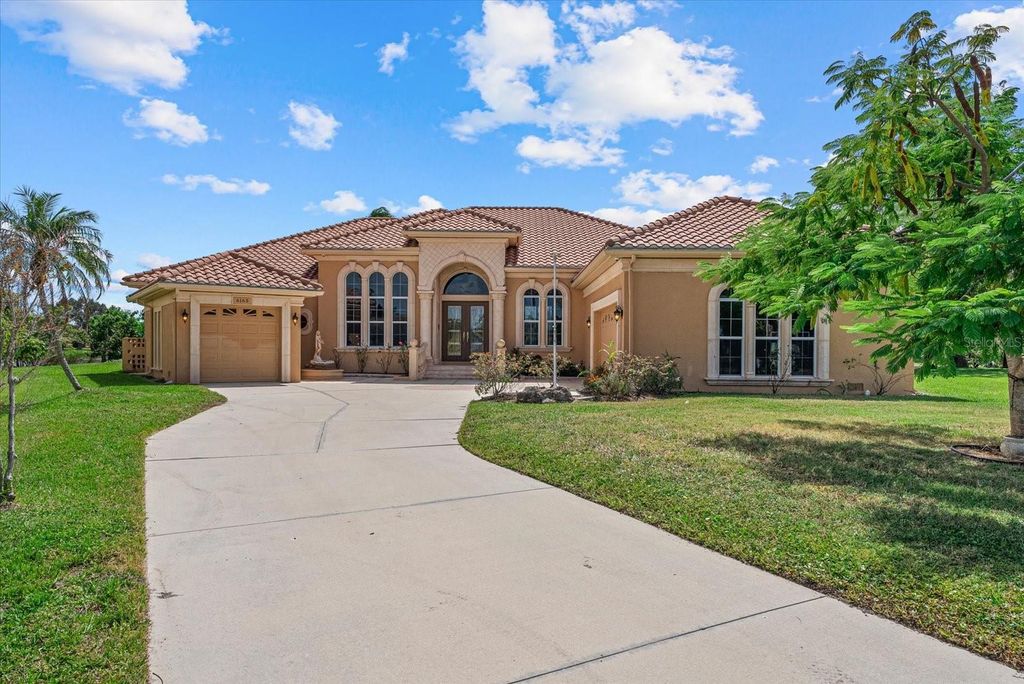 Photo of 6165 9th Avenue Circle NE, Bradenton, FL 34212 (MLS # A4661341)