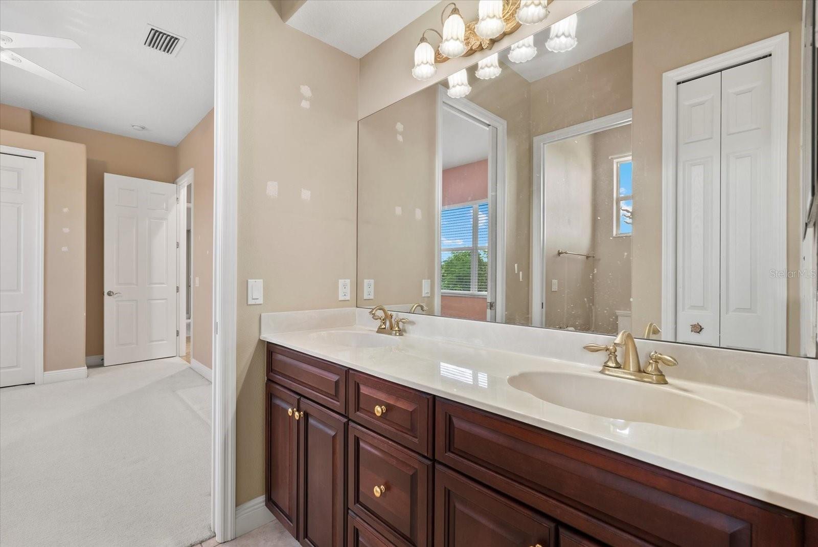 CYPRESS CREEK ESTATES - Residential