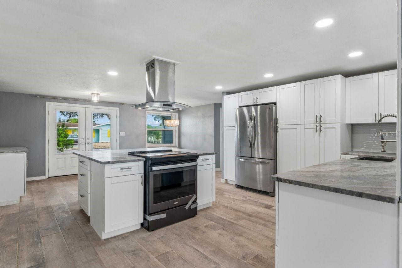 13701 LESLIE DRIVE