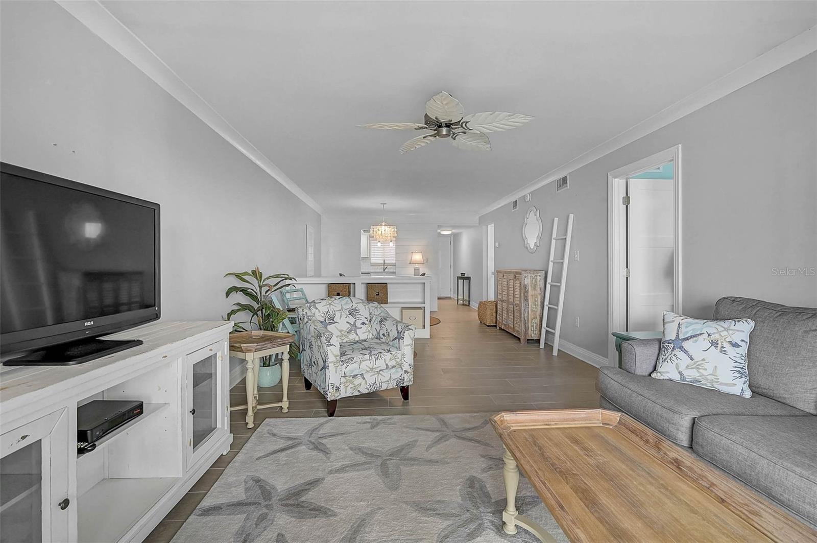 BAYSHORE ON THE LAKE APTS II SEC 2 - Residential