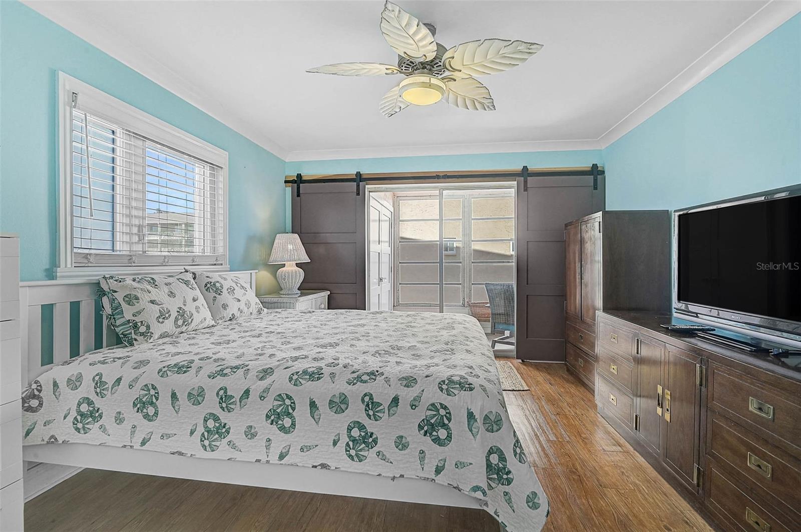 BAYSHORE ON THE LAKE APTS II SEC 2 - Residential