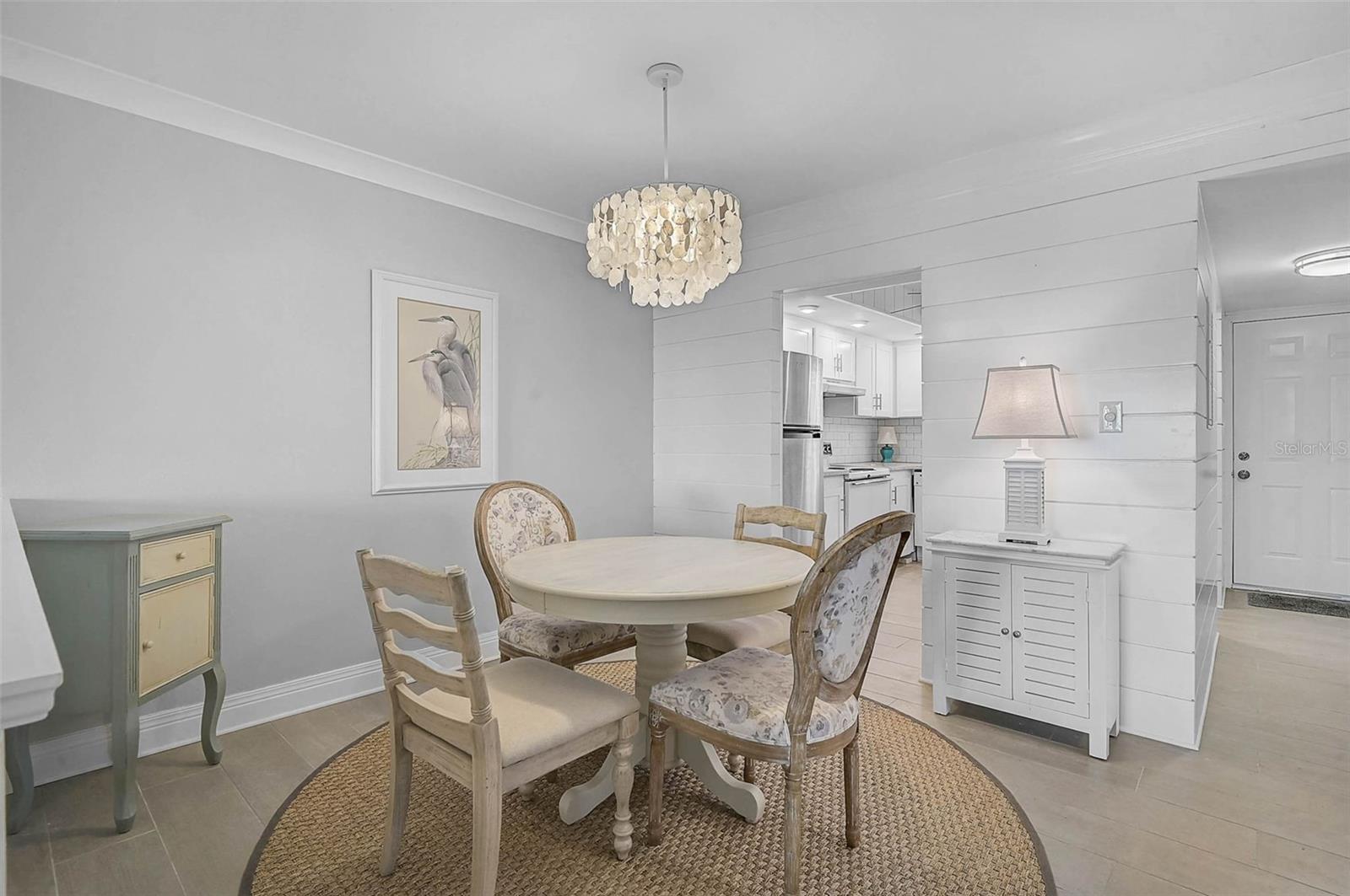 BAYSHORE ON THE LAKE APTS II SEC 2 - Residential