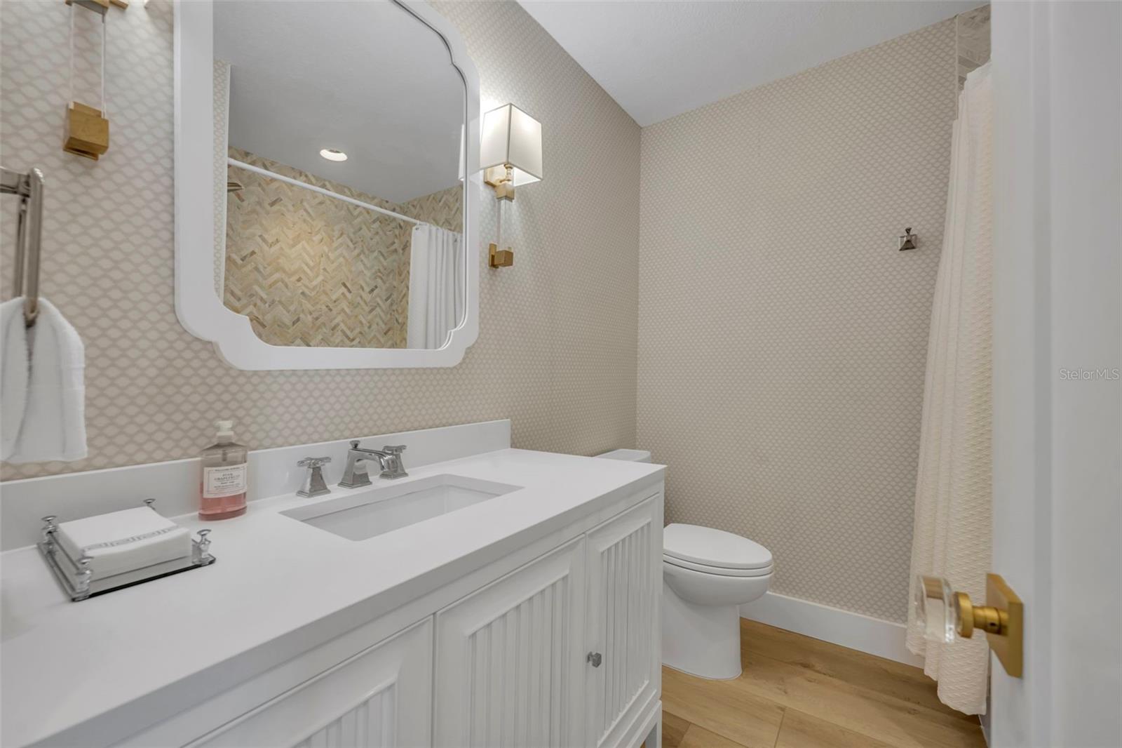 LAKE MAITLAND TERRACE APTS - Residential