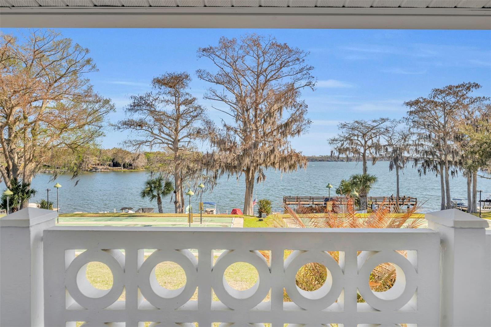 LAKE MAITLAND TERRACE APTS - Residential