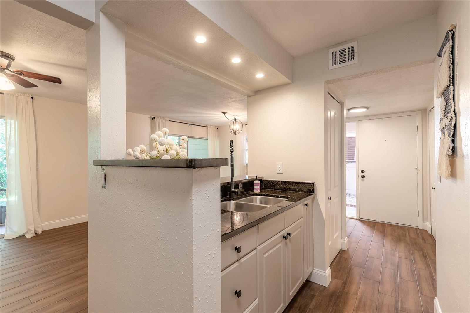 EDGEWATER CONDO APTS - Residential