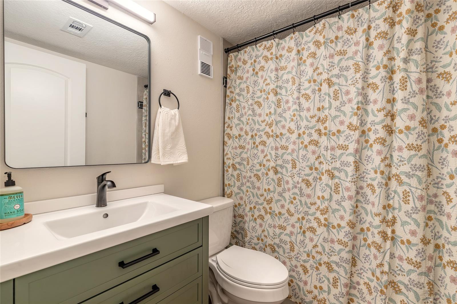 EDGEWATER CONDO APTS - Residential