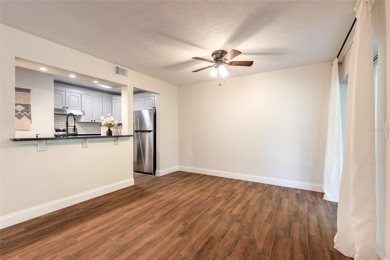 EDGEWATER CONDO APTS - Residential