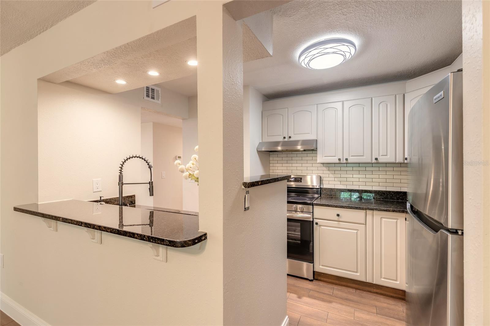 EDGEWATER CONDO APTS - Residential