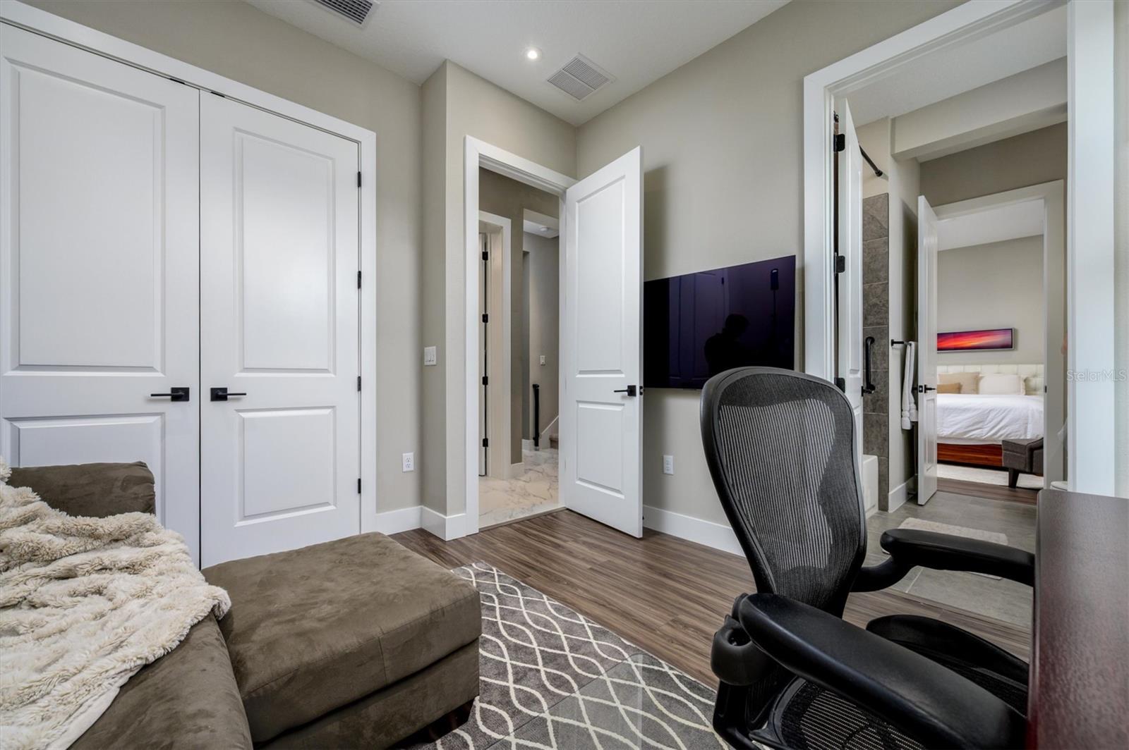 MIRADA - Residential