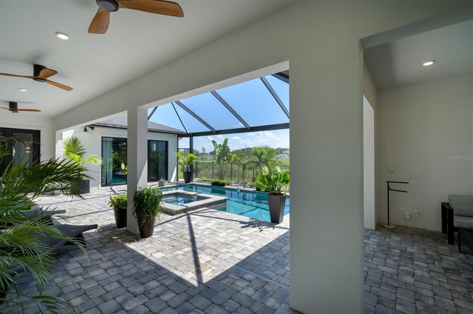 MIRADA - Residential