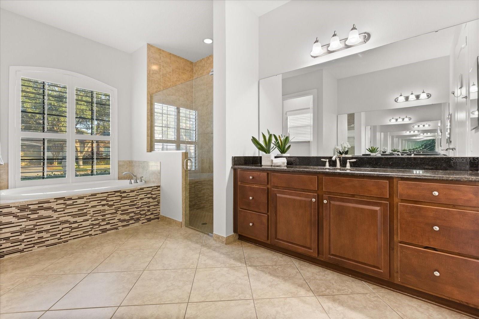 BELLA VISTA - Residential