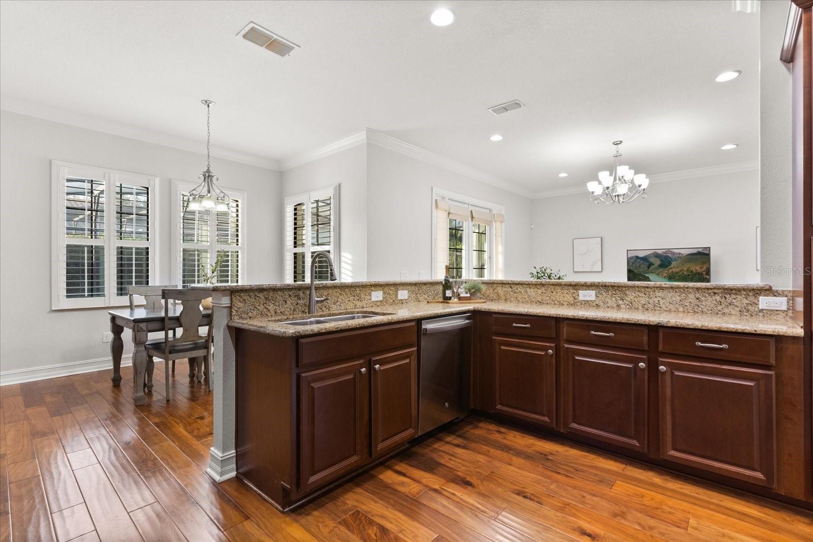 BELLA VISTA - Residential