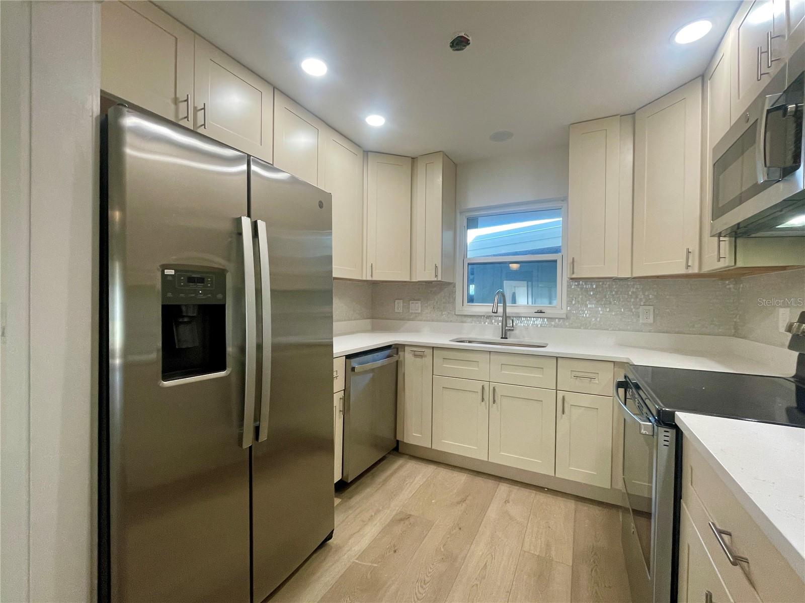 6300 FLOTILLA DRIVE 71