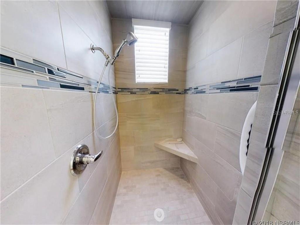 Florida Days Ph 01 - Residential Lease