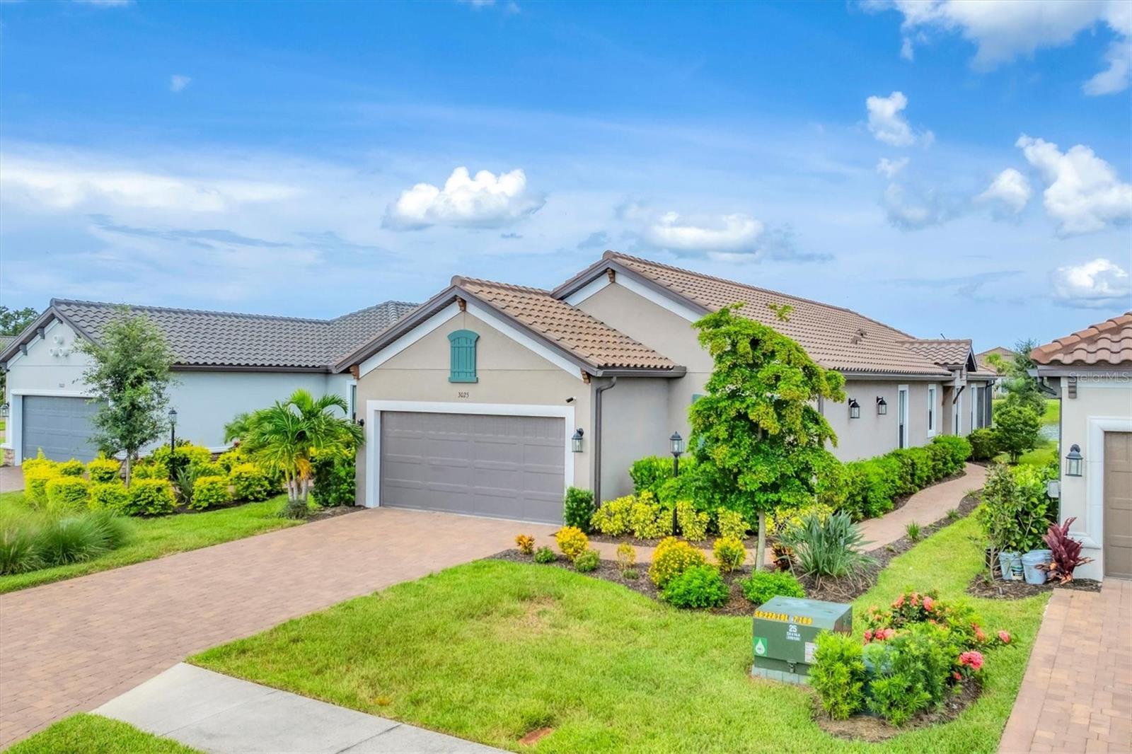 AZARIO ESPLANADE PH III SUBPH D - Residential