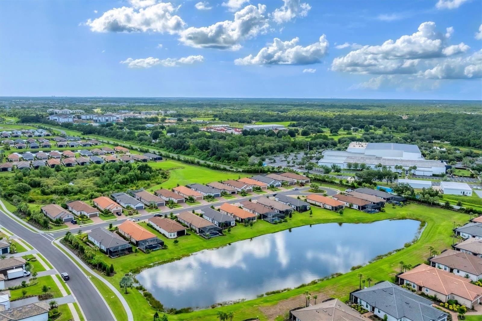 AZARIO ESPLANADE PH III SUBPH D - Residential